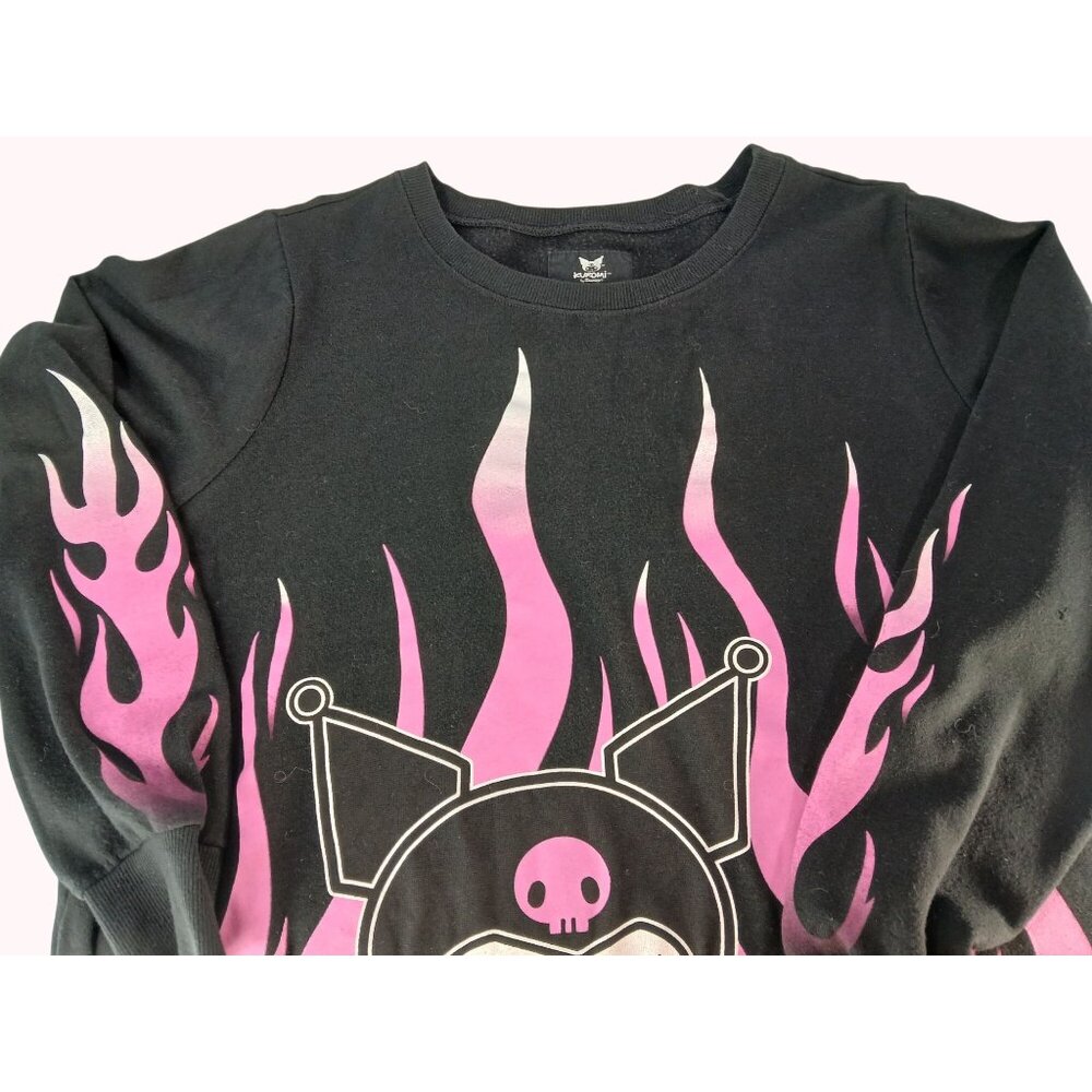 Torrid x Sanrio Kuromi Black Sweatshirt Size 1X Pink Flames Bioworld Licensed - Picture 9 of 13
